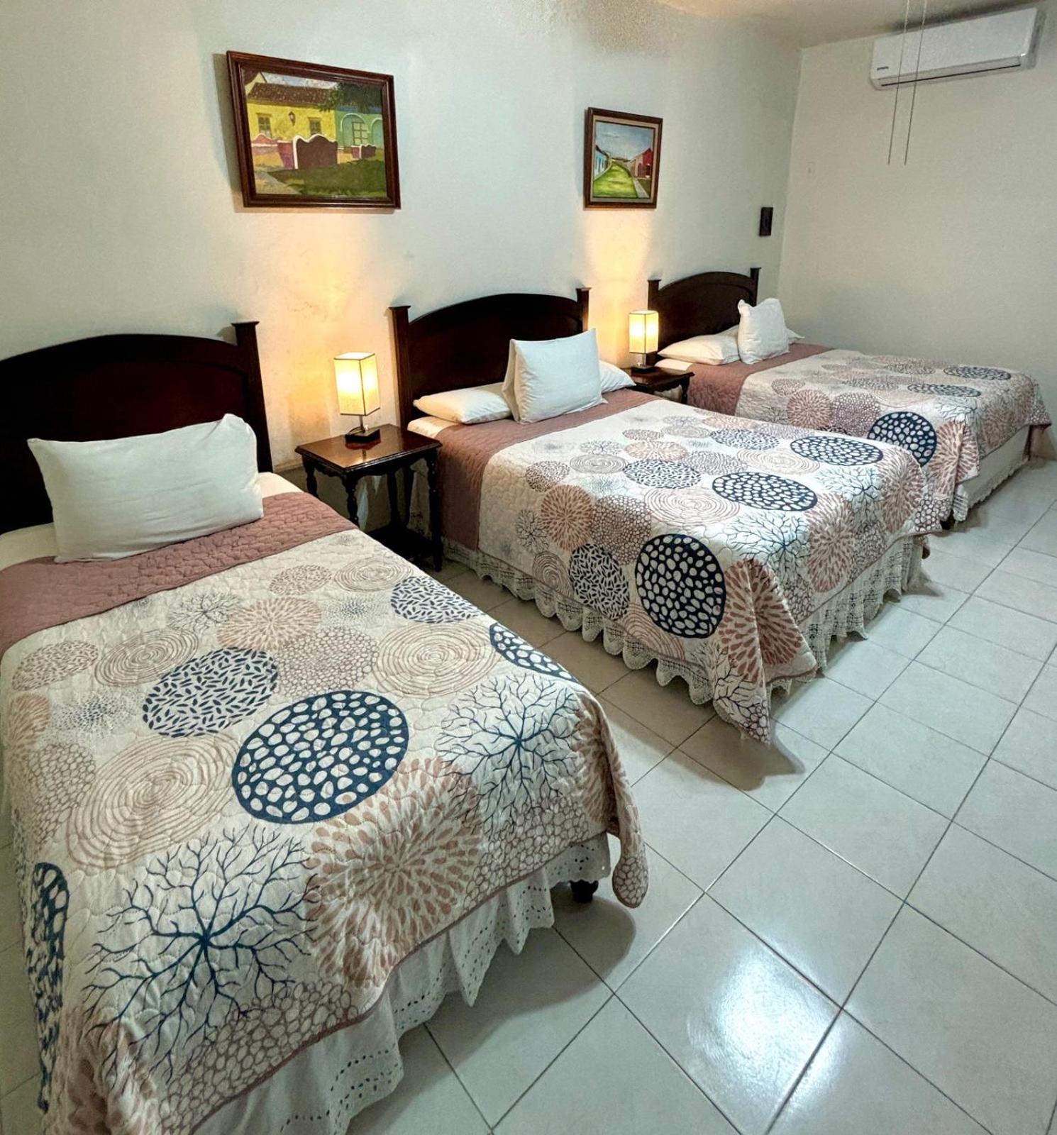Hotel Casa Blanca Tlacotalpan Exterior photo